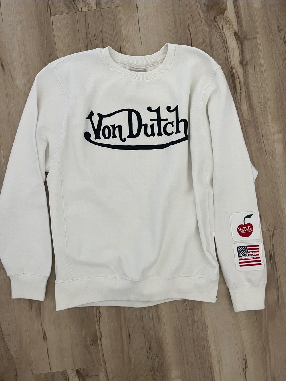 Von Dutch White Crewneck Sweatshirt X Vineyard Crew